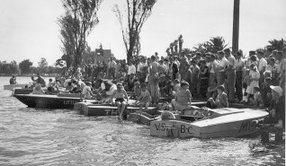 Albert Park Lake 1960's - Race Day